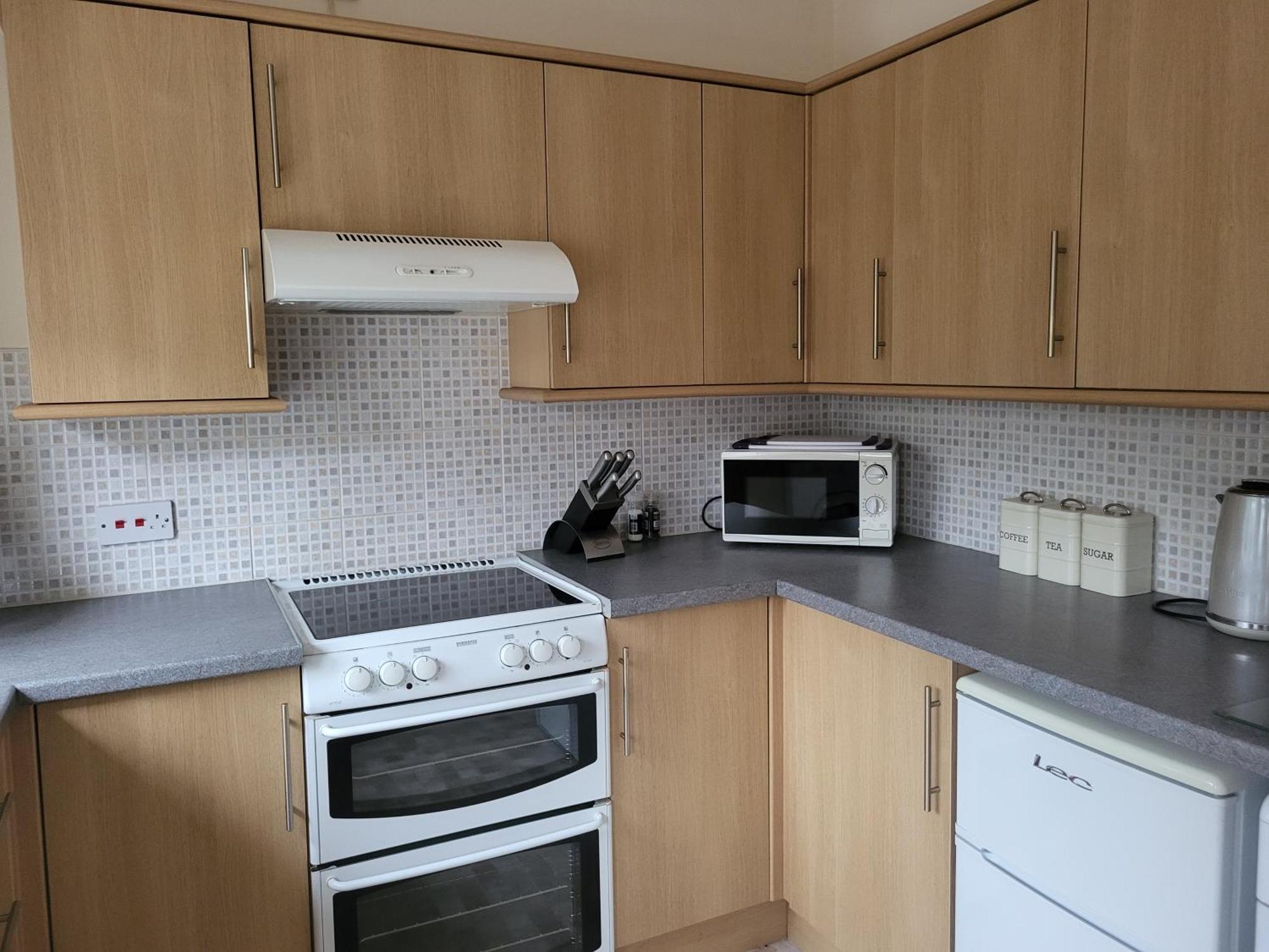 Grayz Townhouse - Free Onsite Parking For 2 Cars Villa Линкълн Екстериор снимка